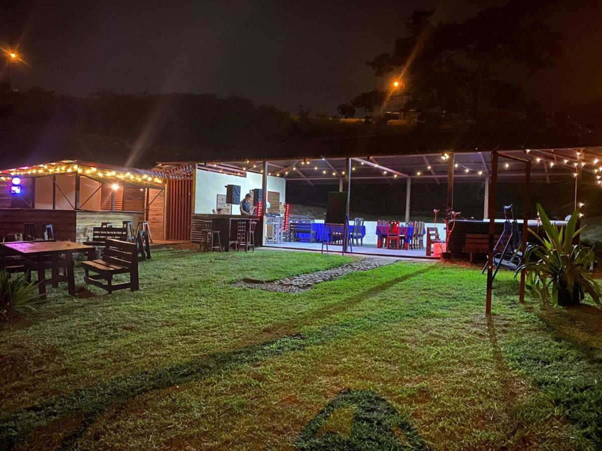 Quinta Bella Vista Aparthotel Cartago Esterno foto